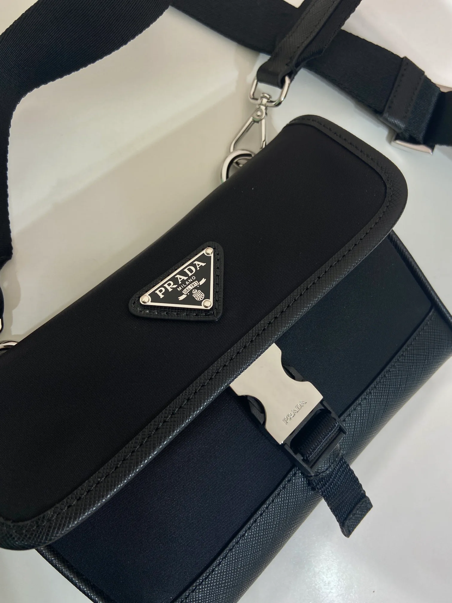Сумки На Ремне Женские Prada 13346055