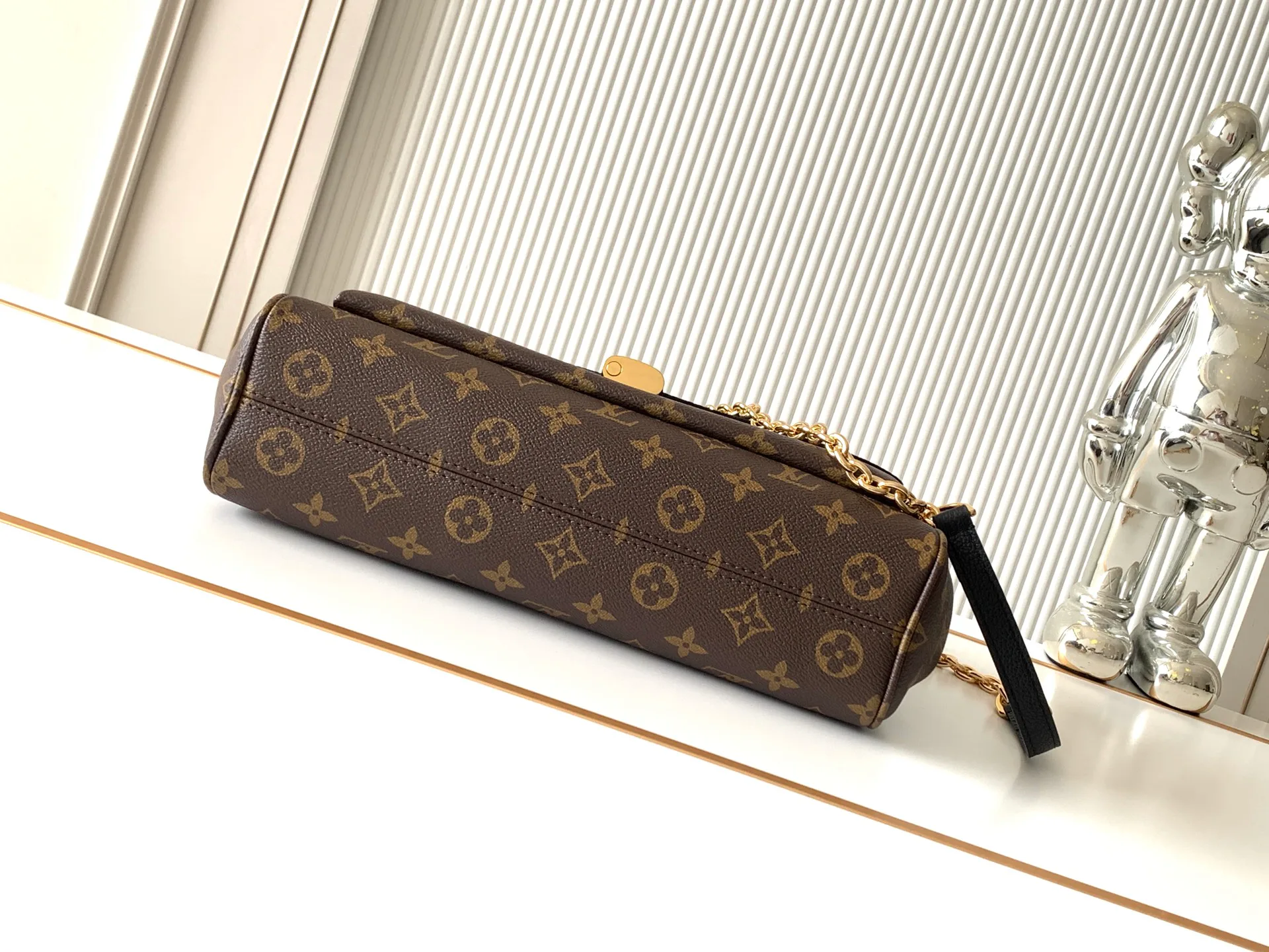 Классические Сумки Женские Louis Vuitton 13394423