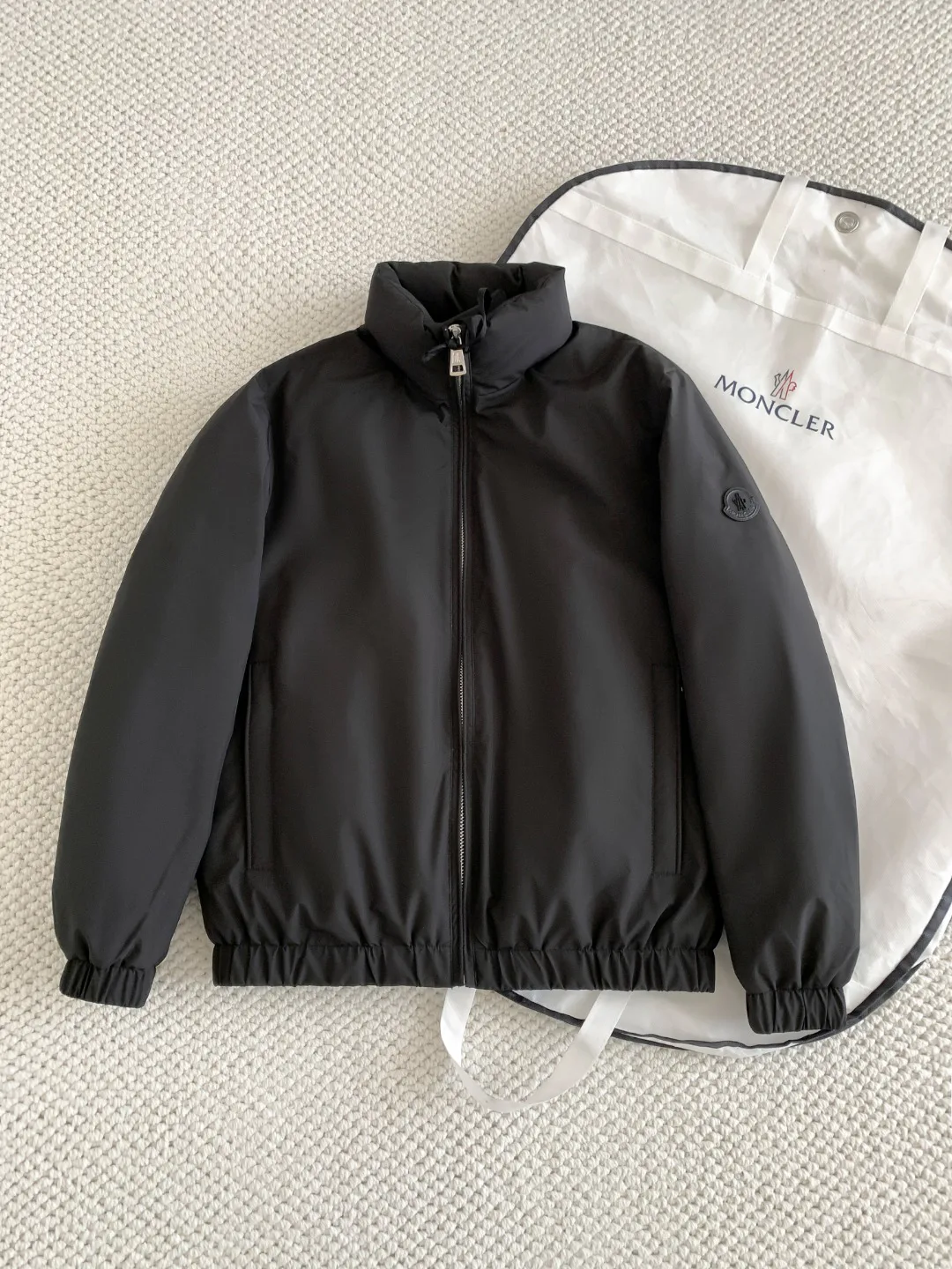 Куртки И Пуховики Мужские Moncler 512317