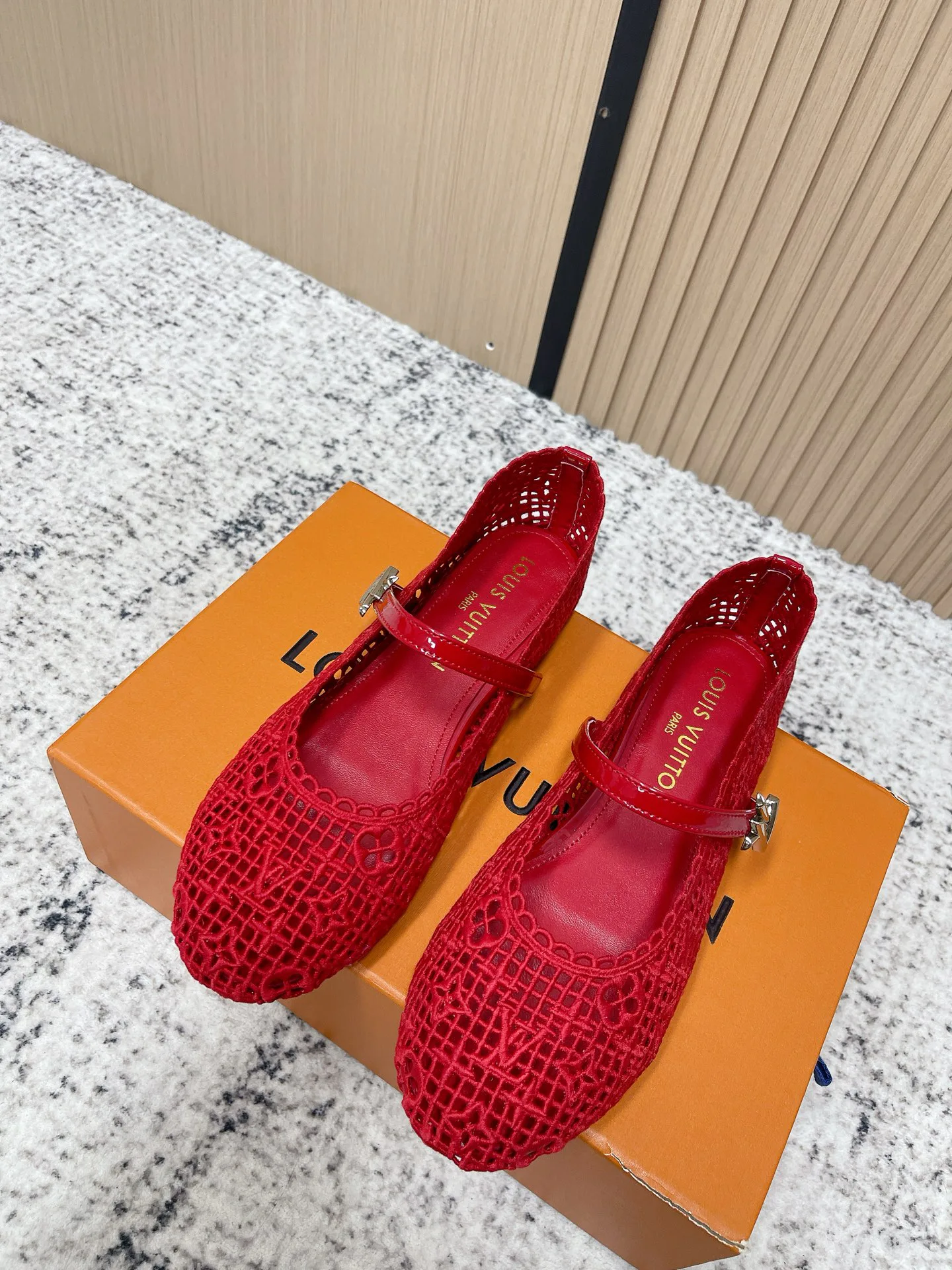 Туфли Женские Louis Vuitton 12958142