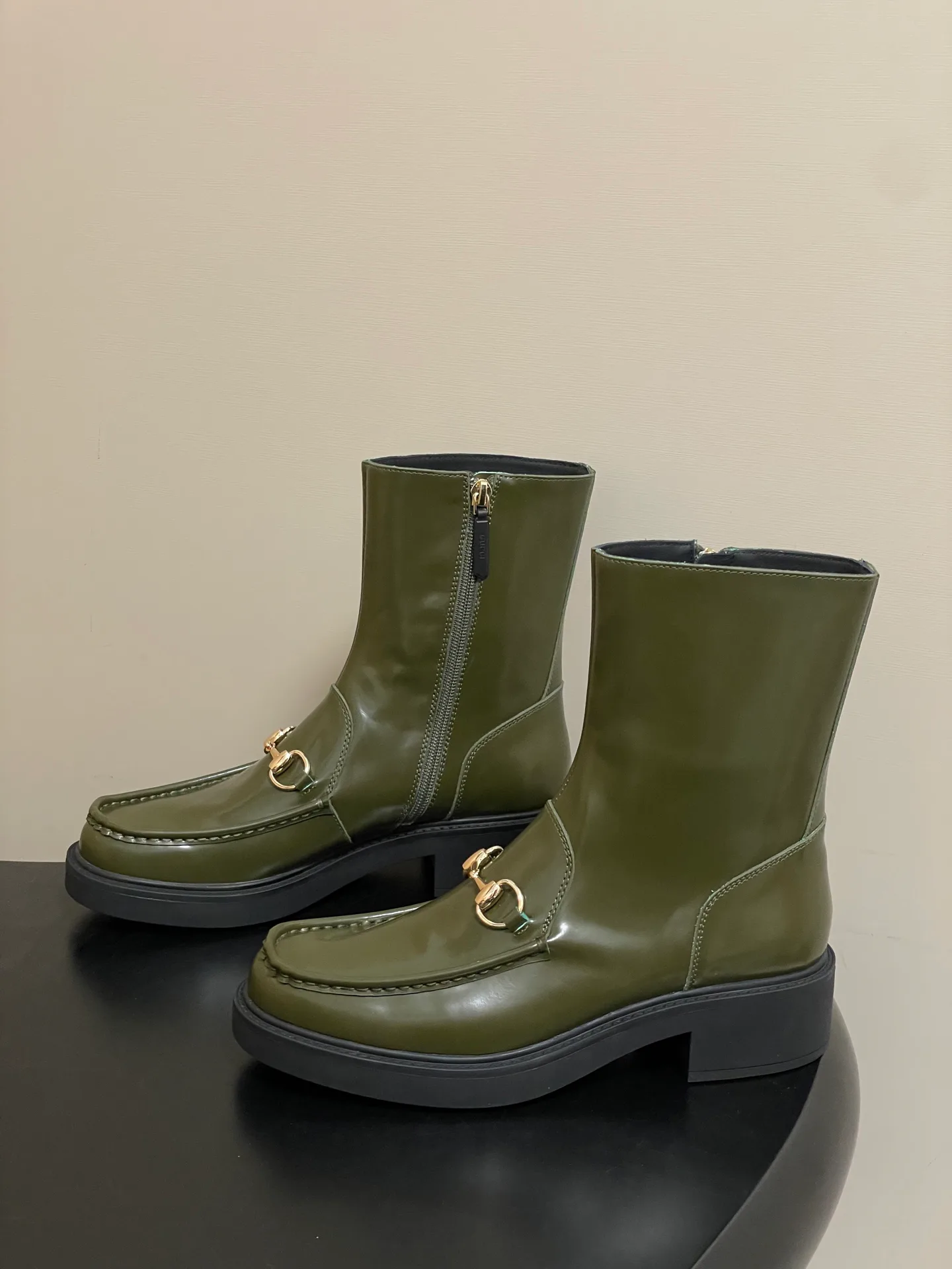 Ботинки Женские Gucci 725594