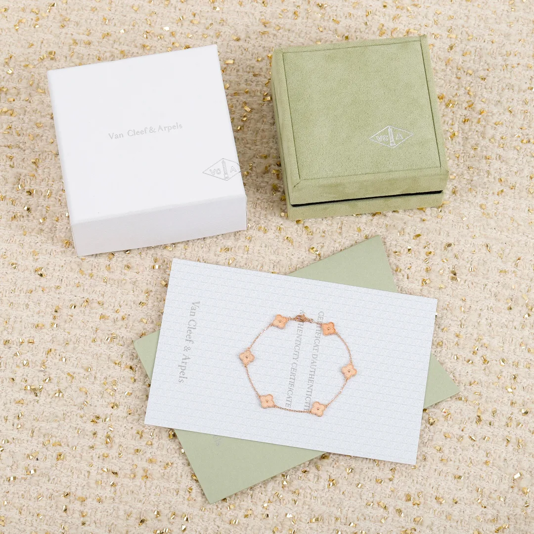 Бижутерия Van Cleef & Arpels 25523