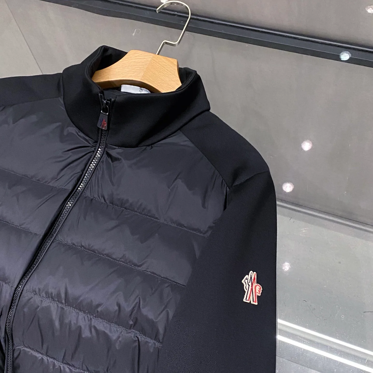Куртки И Пуховики Мужские Moncler 389569