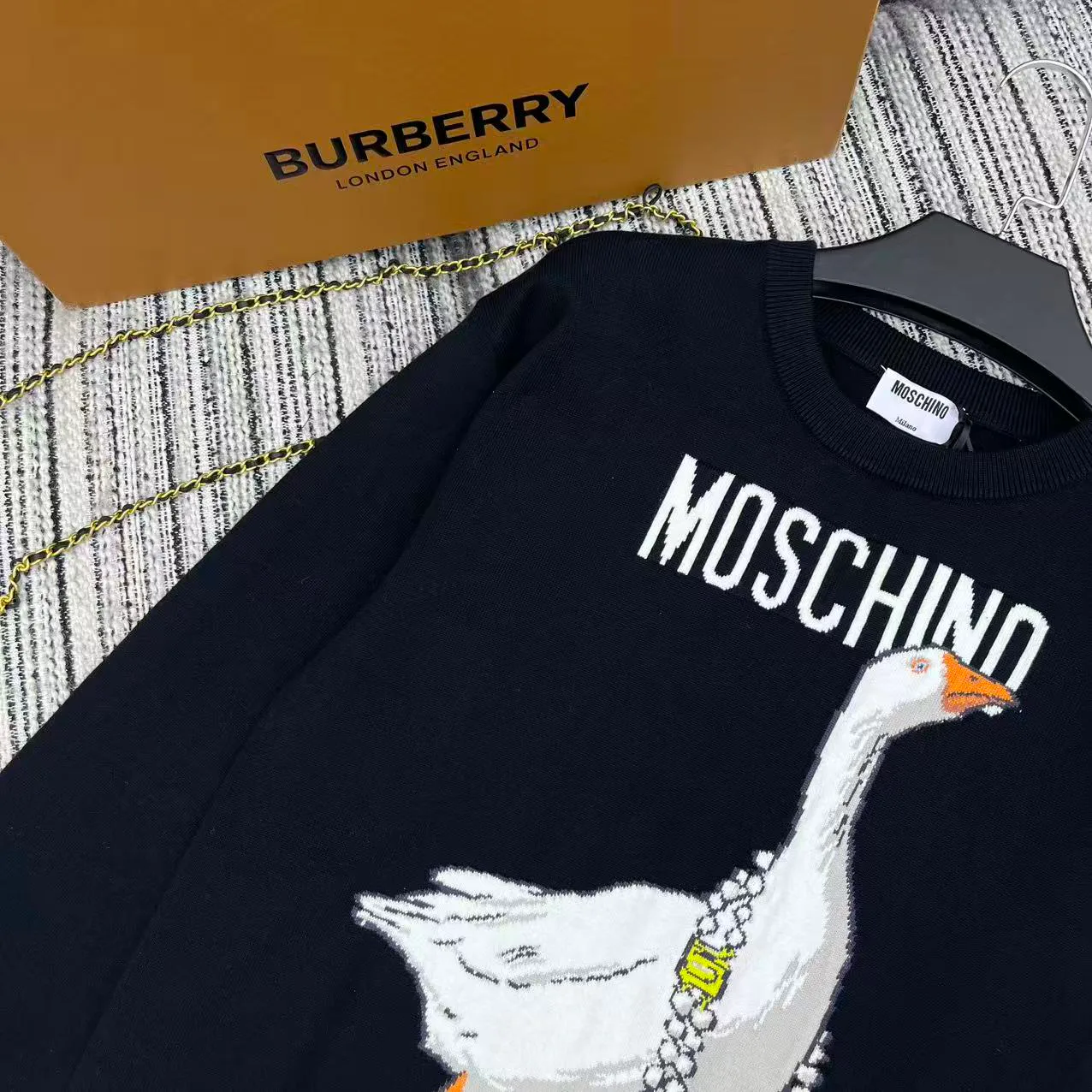 Джемперы И Свитеры Женские Moschino 1524396