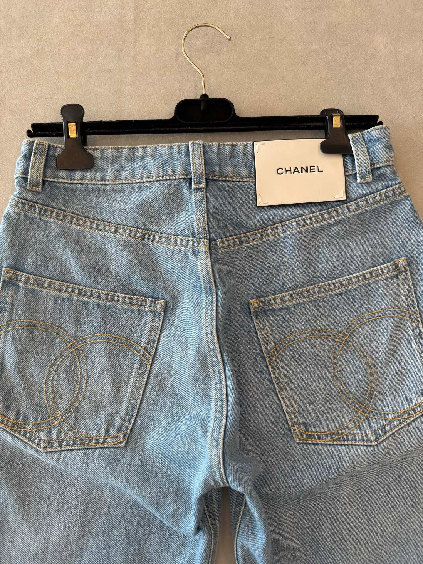 Джинсы Женские Chanel 19175057