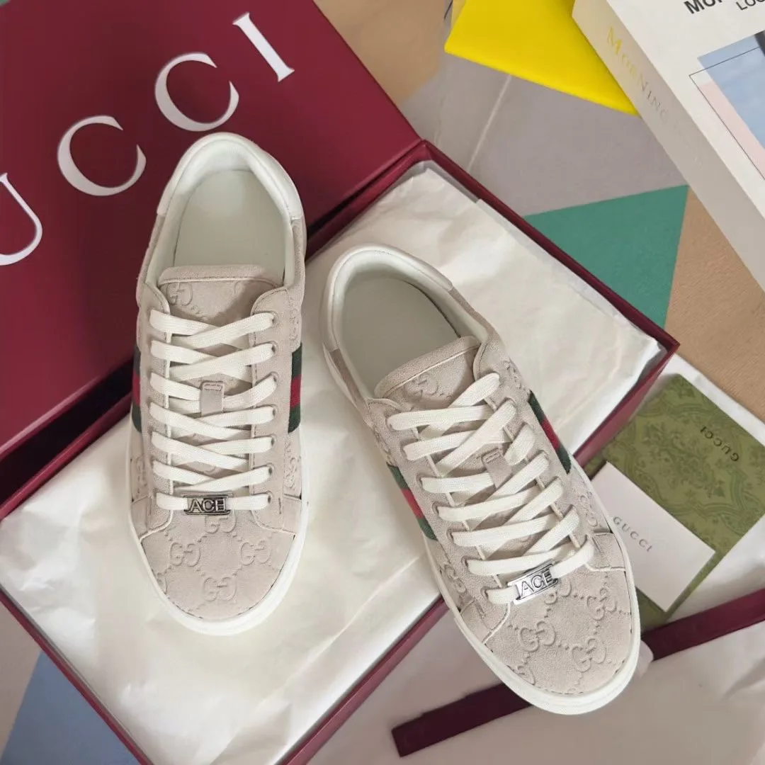 Кроссовки Женские Gucci 19081342