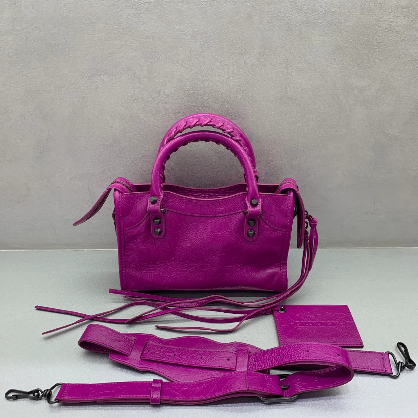 Классические Сумки Женские Balenciaga 18135957