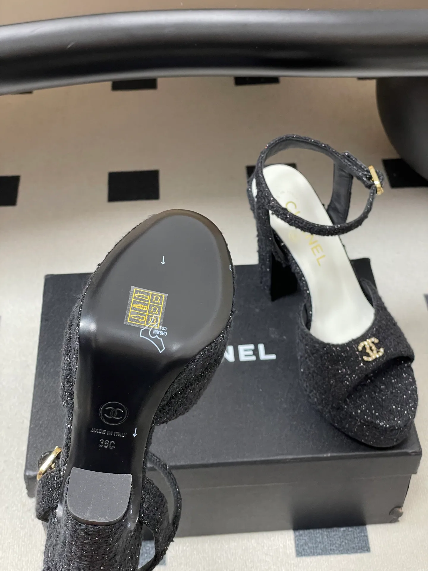 Босоножки Женские Chanel 13343875