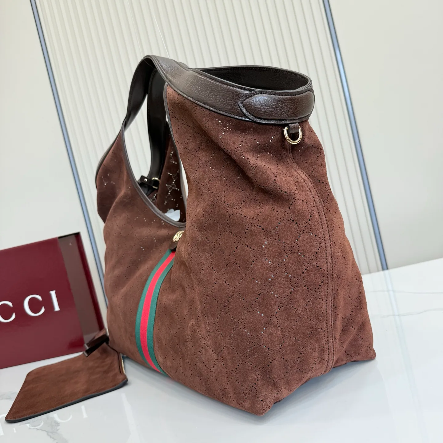 Классические Сумки Женские Gucci 18210735