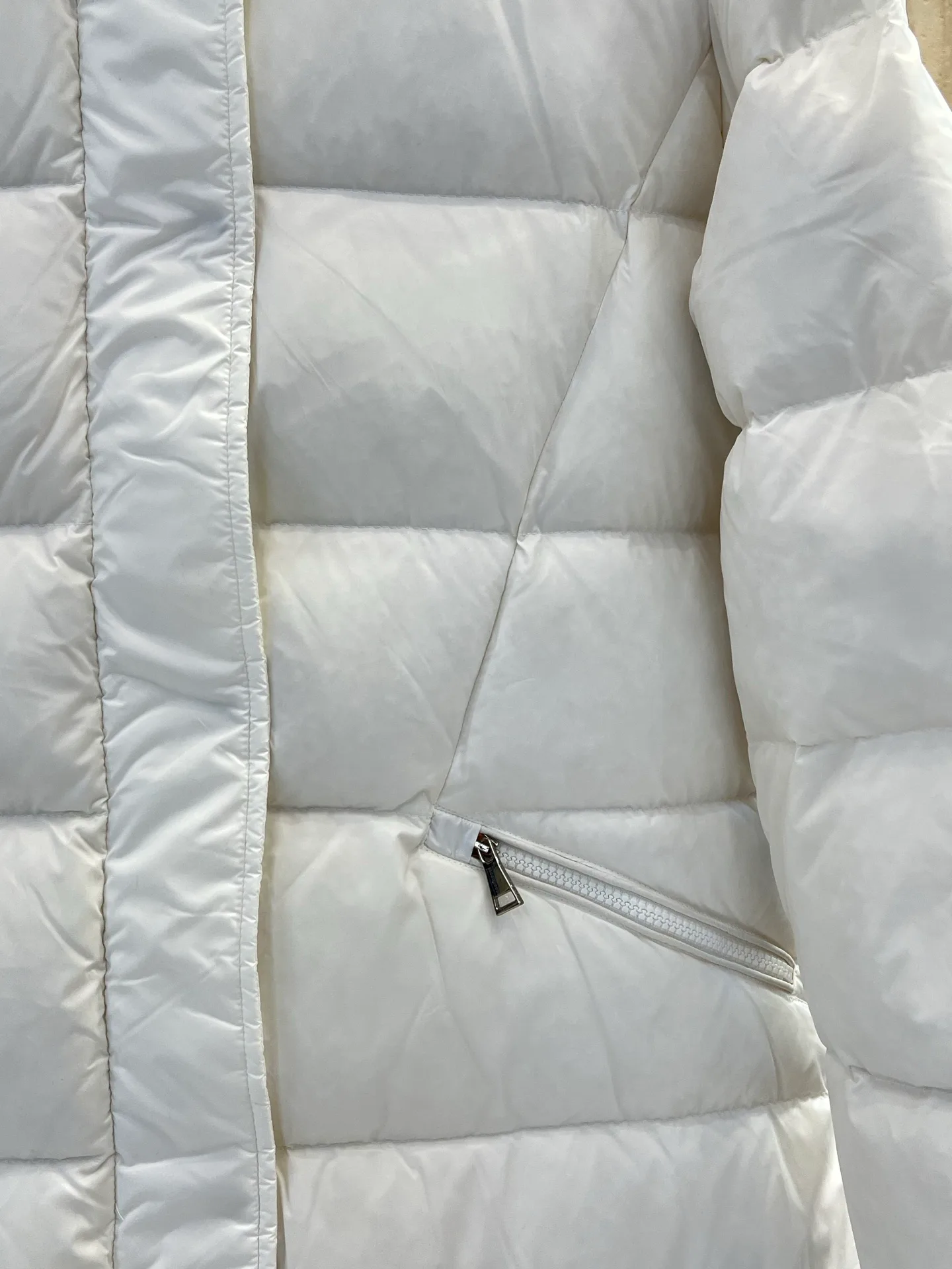 Куртки И Пуховики Женские Moncler 18723443