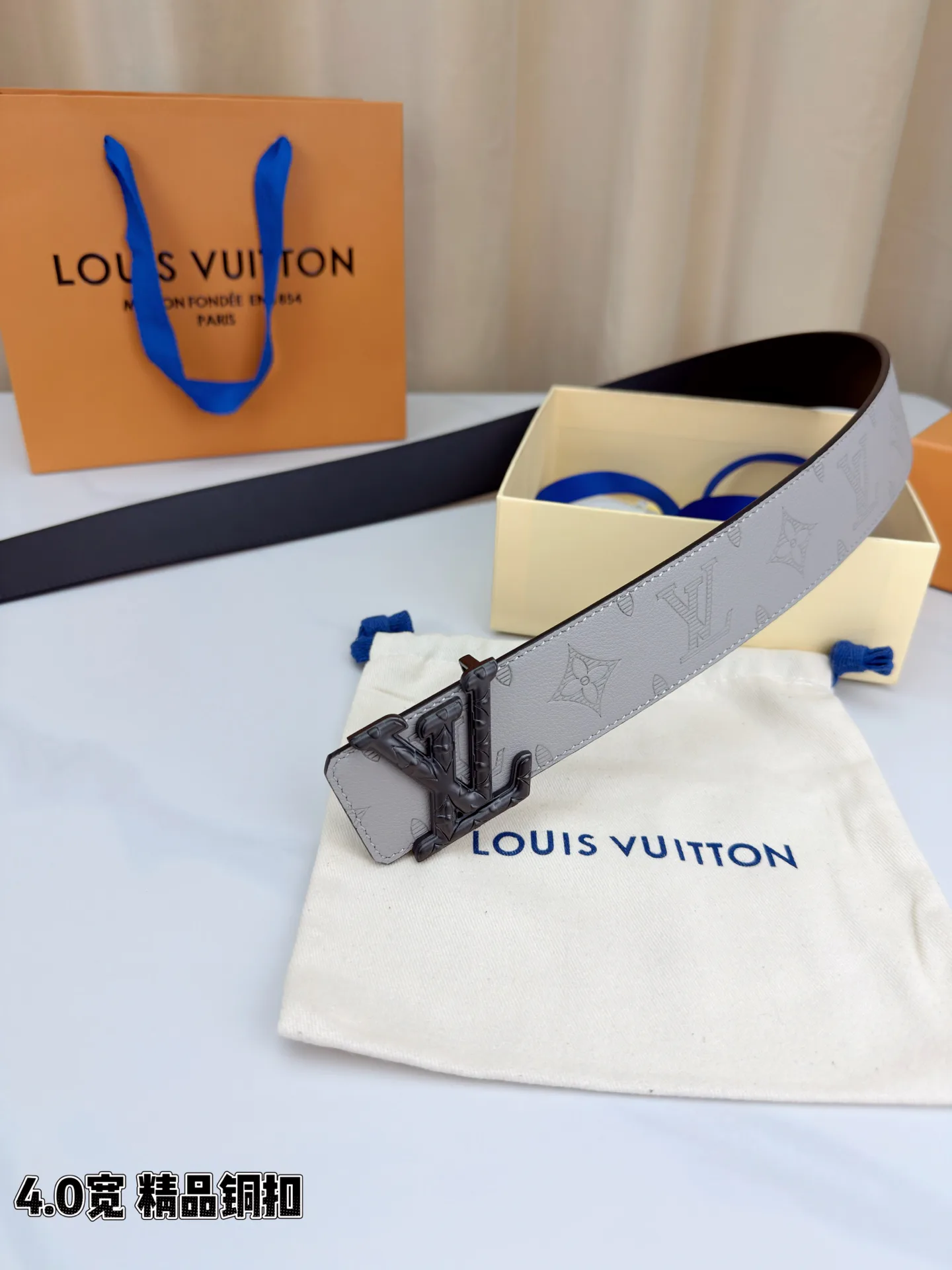 Ремни Louis Vuitton 1045489