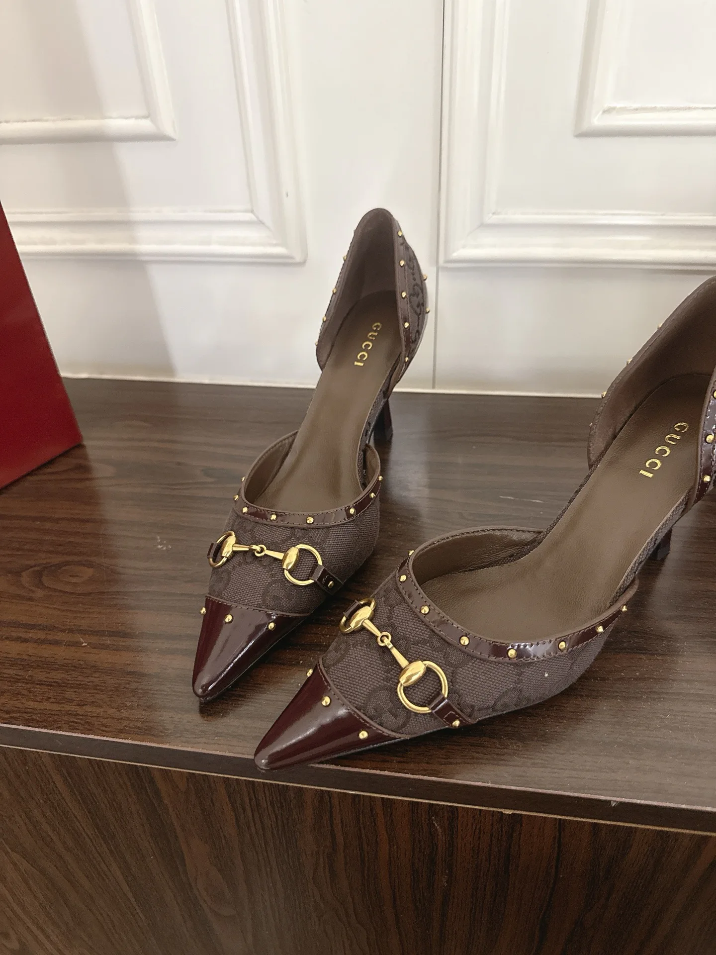 Туфли Женские Gucci 18135591