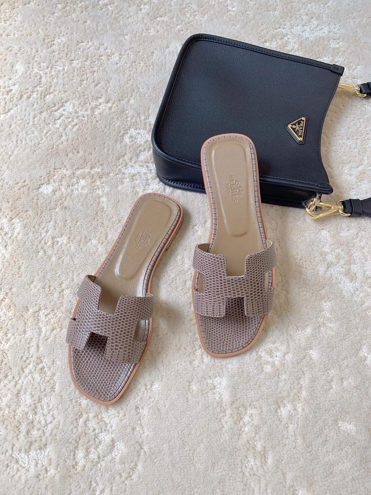 Шлепанцы Женские Hermes 2211711