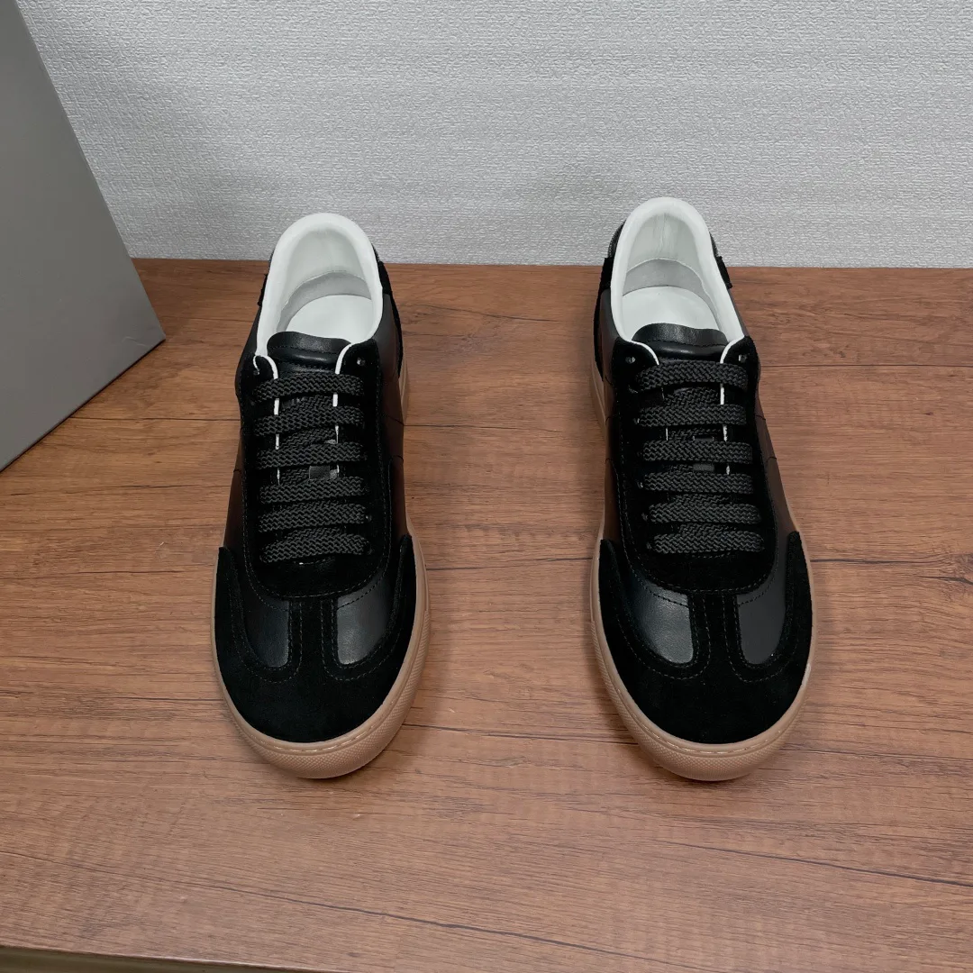 Кроссовки Женские Brunello Cucinelli 18626565