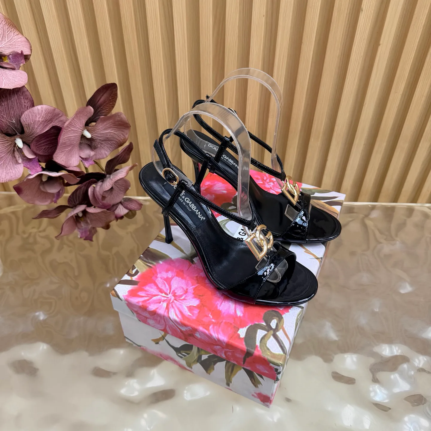 Босоножки Женские Dolce & Gabbana 18835239