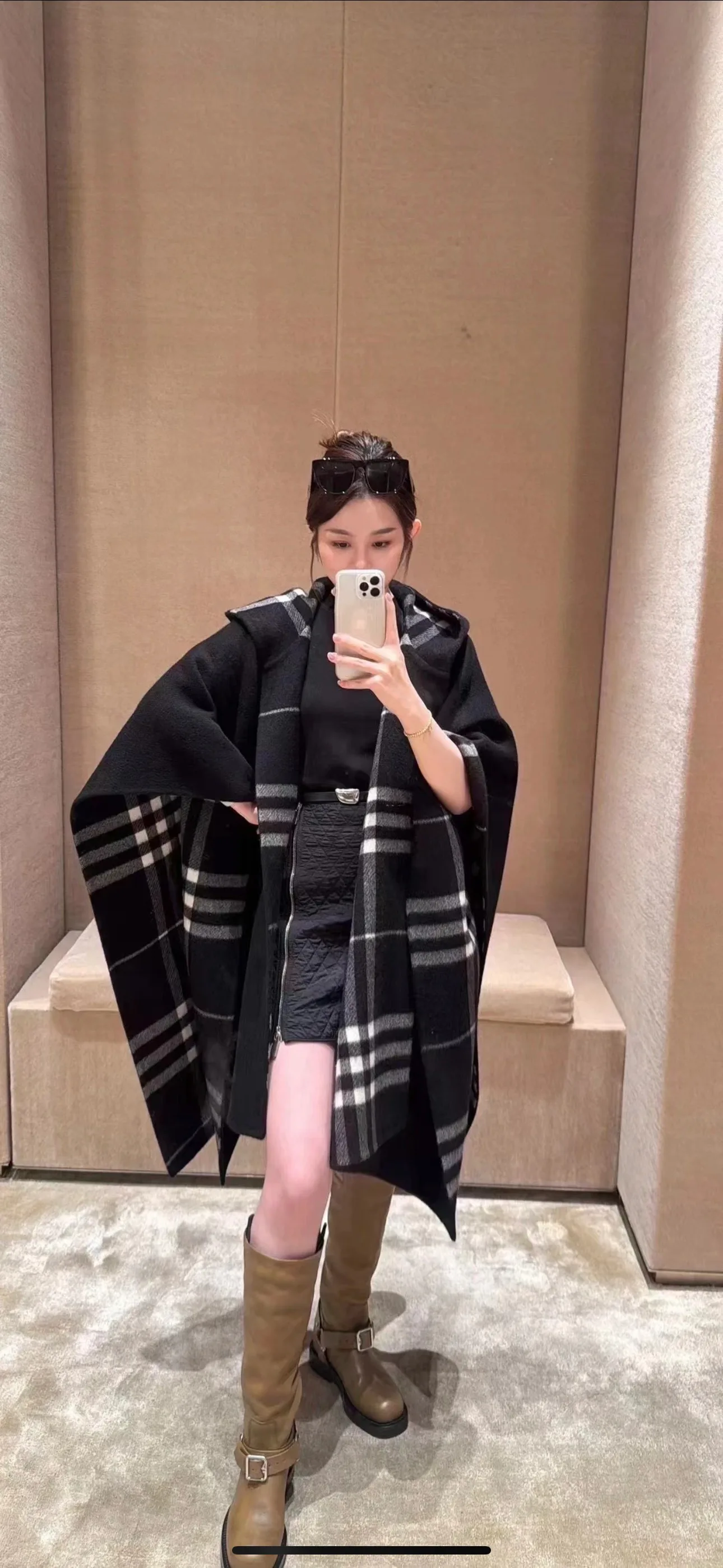 Пальто Женские Burberry 18105483