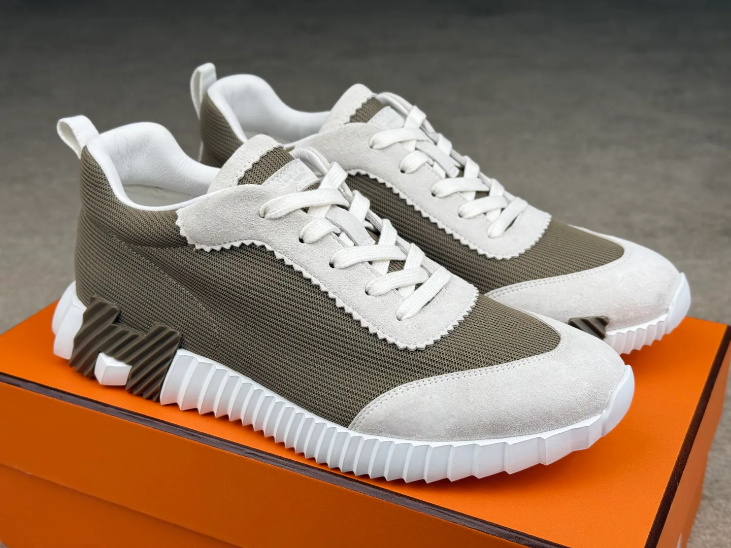 Кроссовки Мужские Hermes 11257795