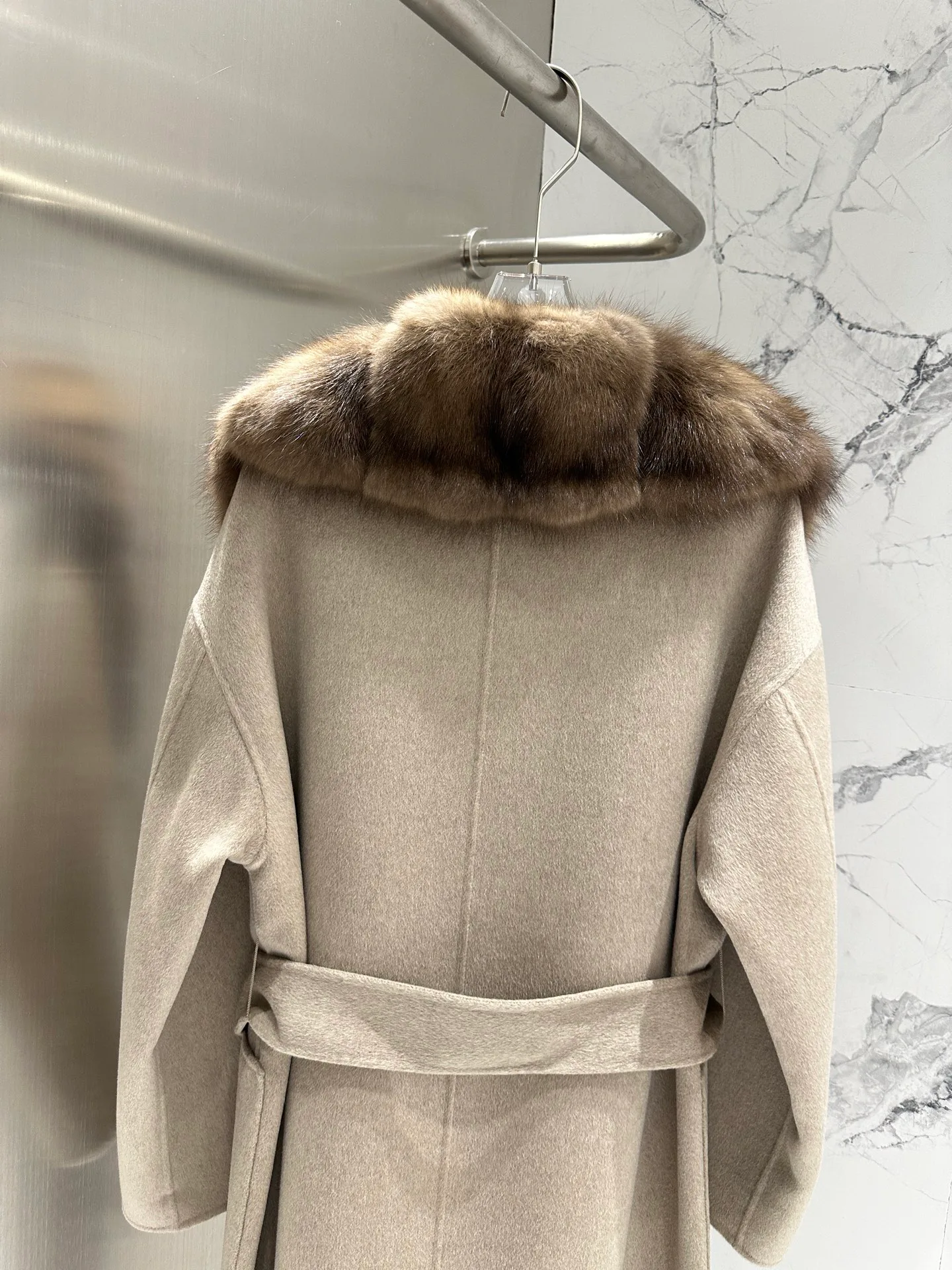 Пальто Женские Loro Piana 18082814