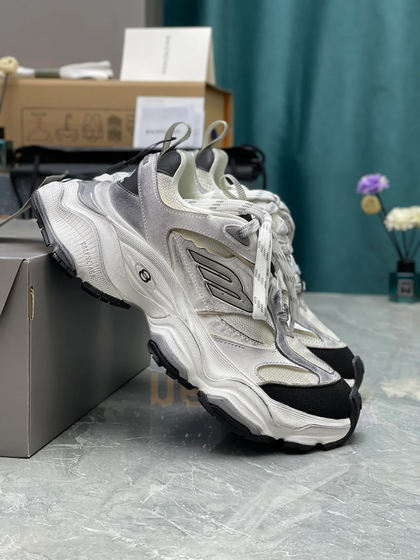 Кроссовки Женские Balenciaga 12799554