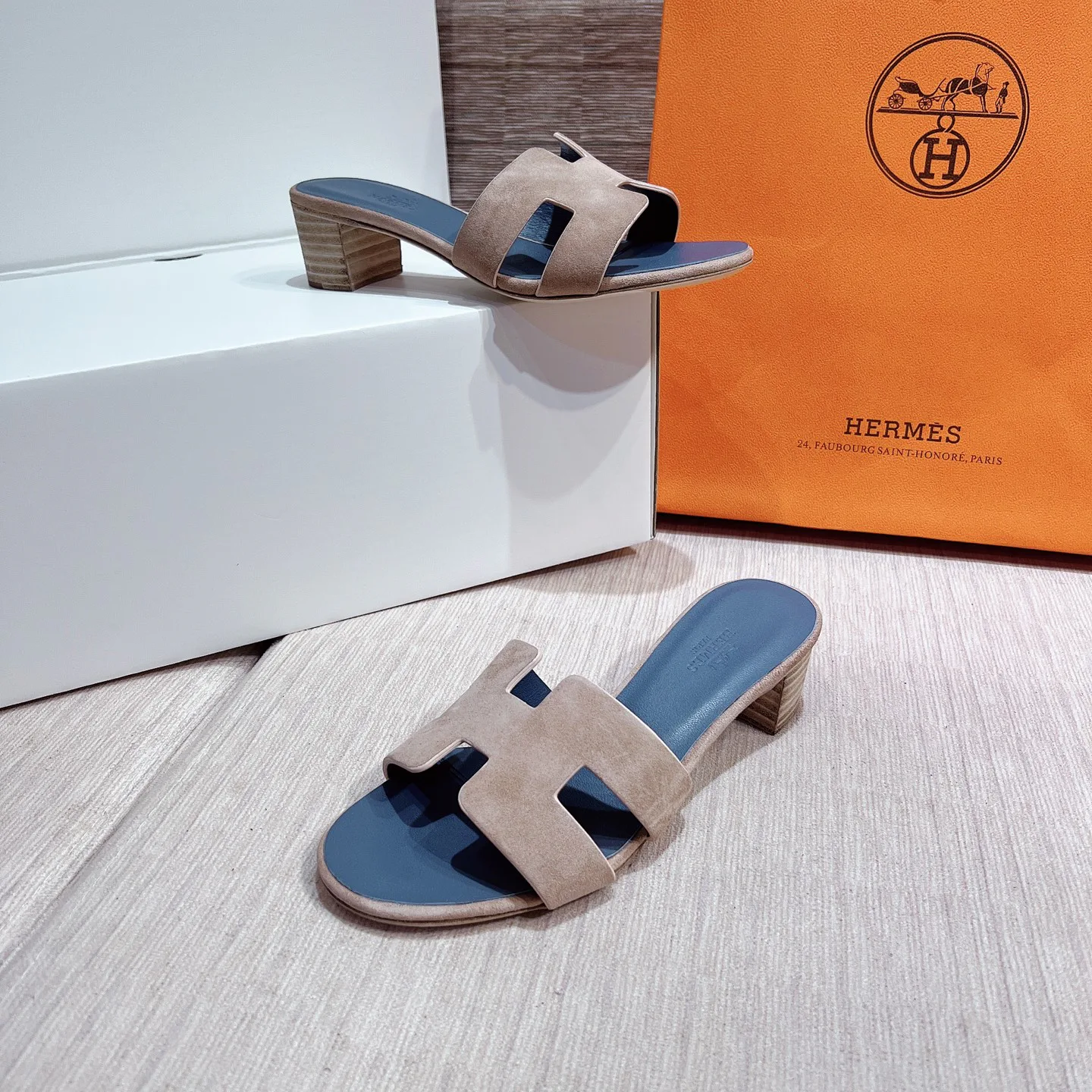 Босоножки Женские Hermes 17749534