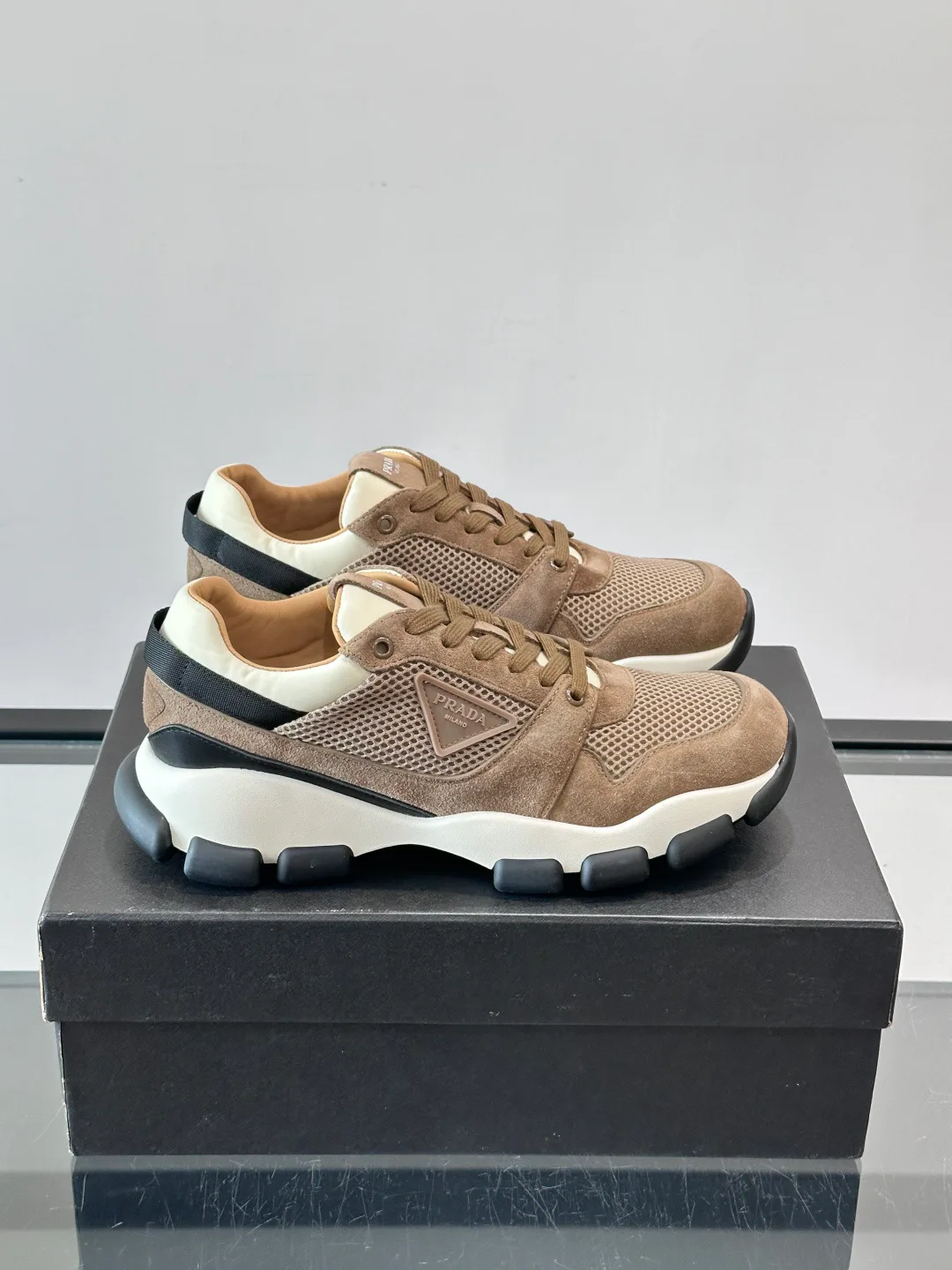 Кроссовки Мужские Prada 17498047