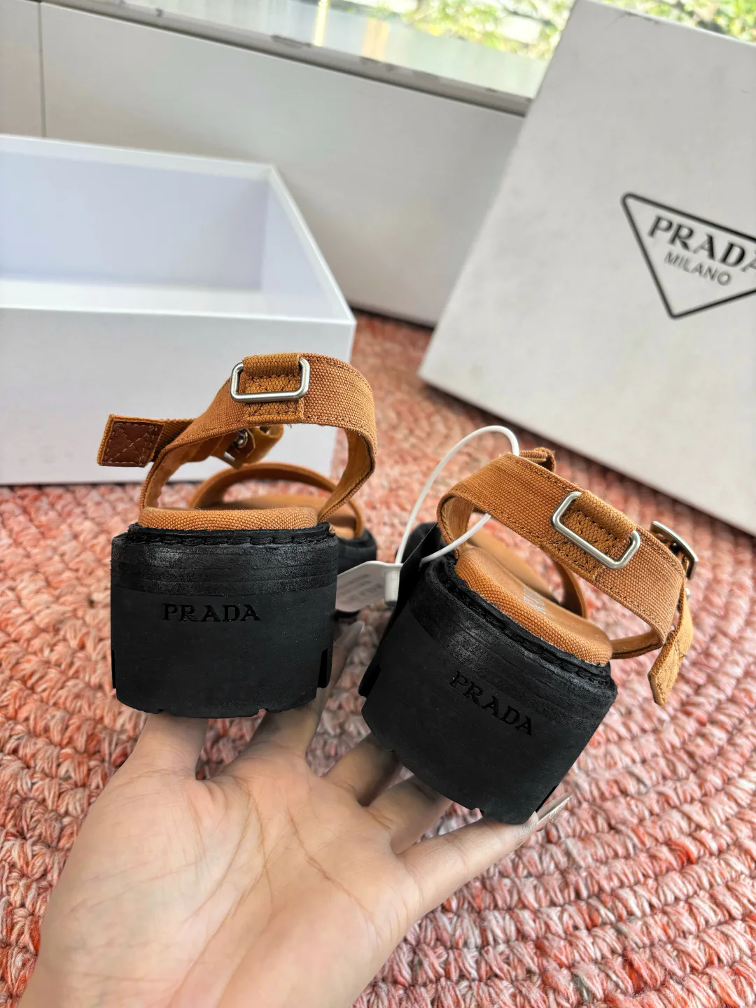 Сандалии Женские Prada 11410370