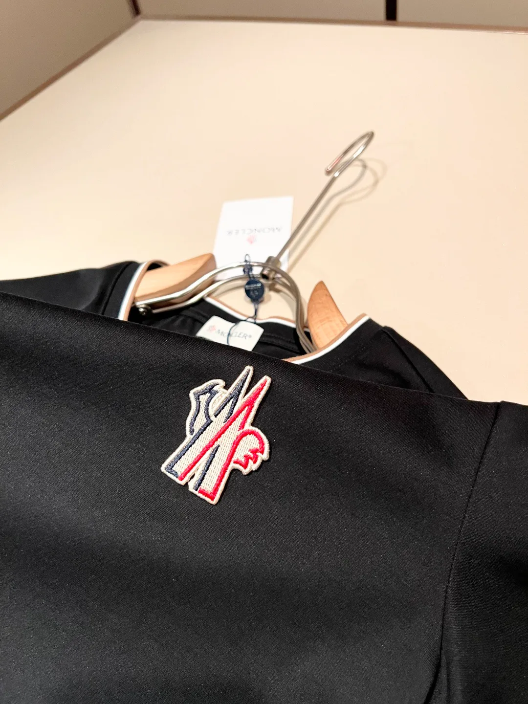 Футболки Мужские Moncler 17557503