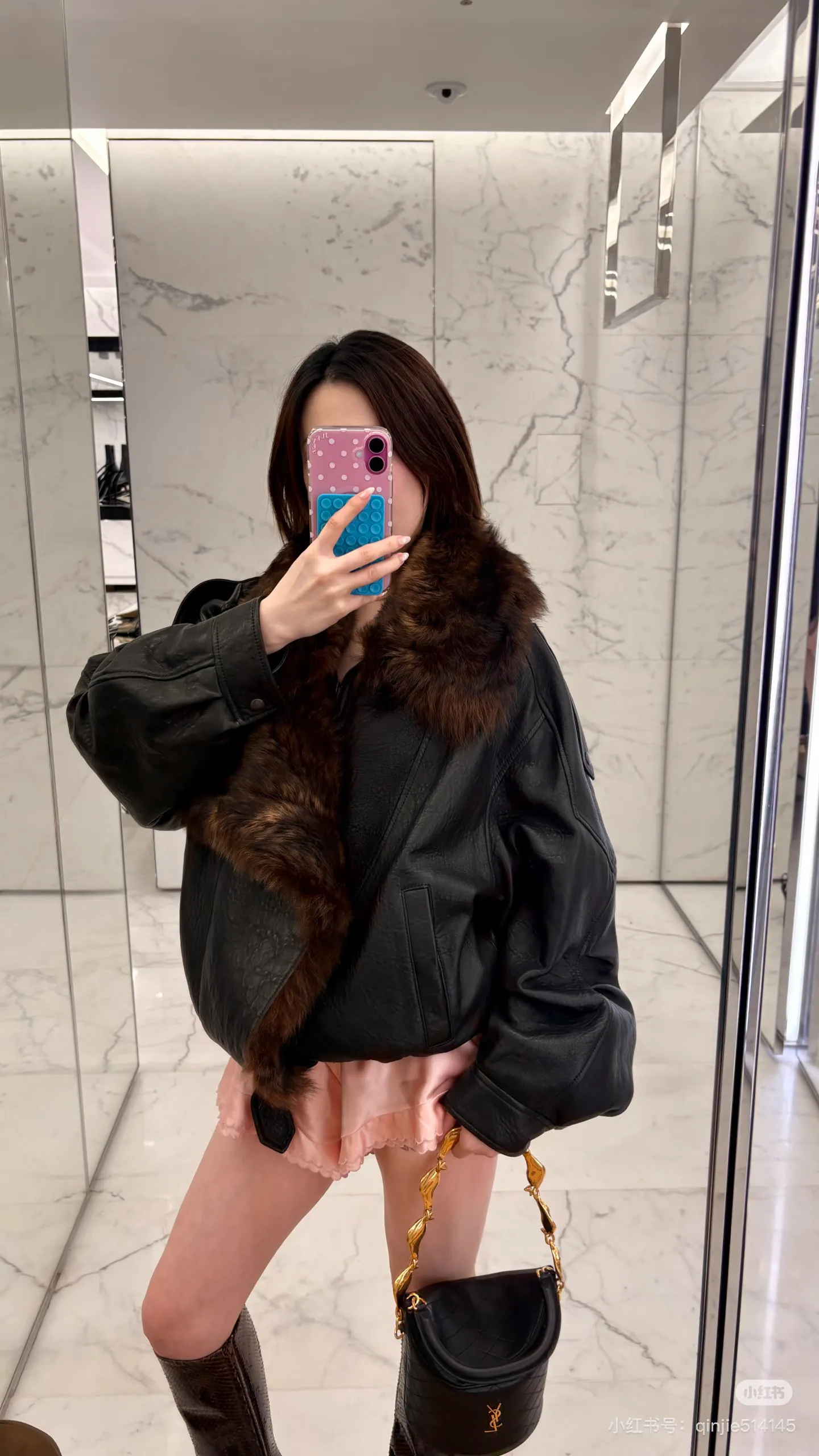 Кожаные Куртки И Дублёнки Женские Saint Laurent 18674308
