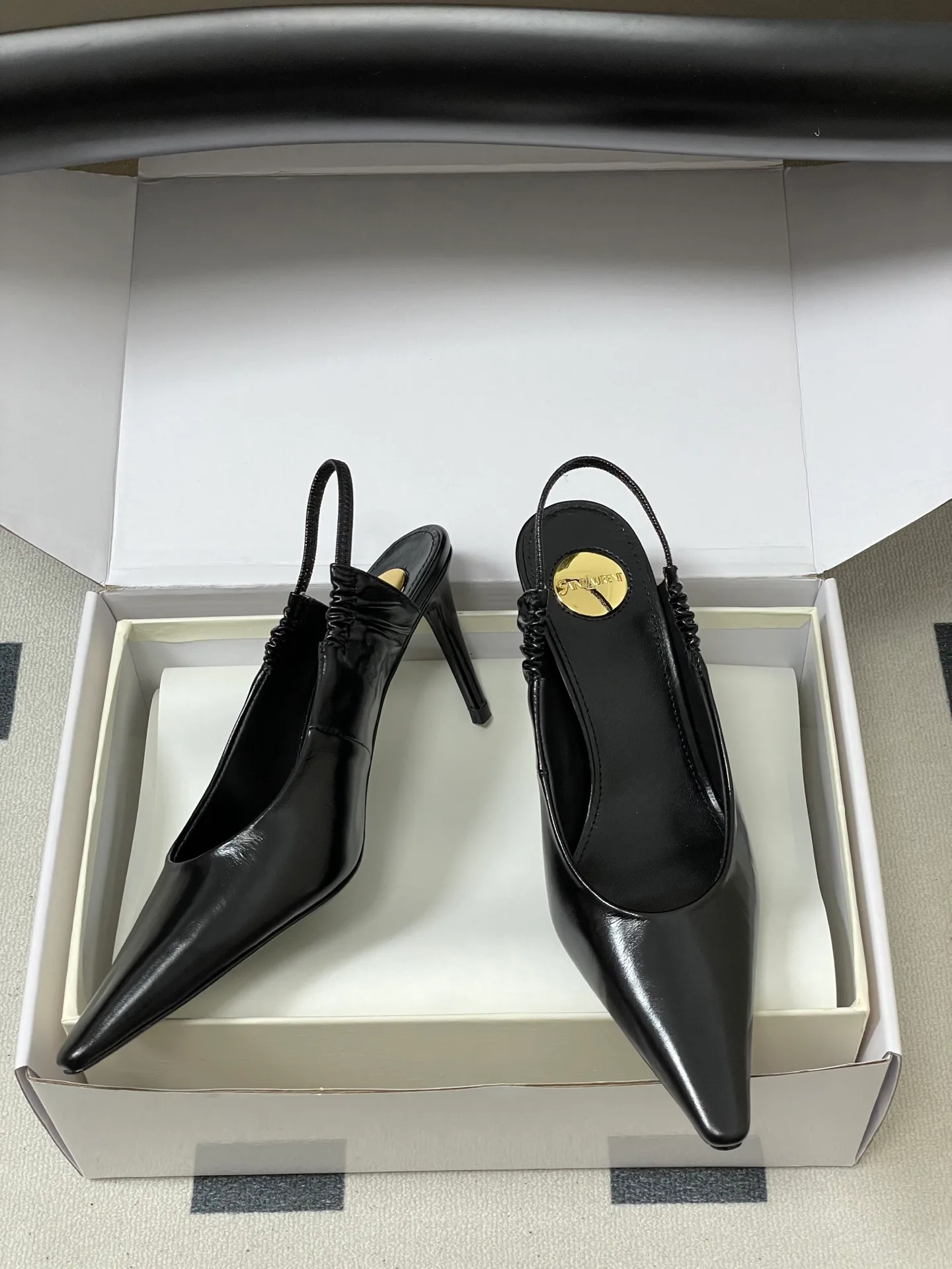 Босоножки Женские Saint Laurent 11220124
