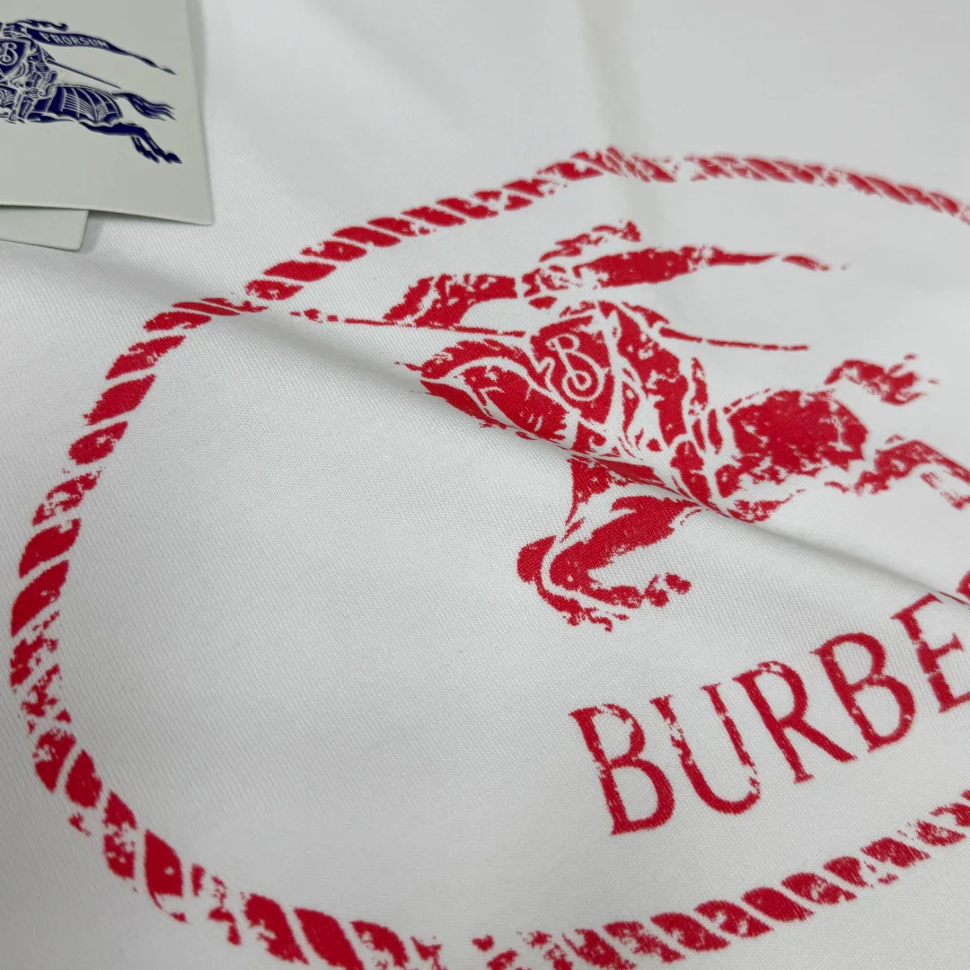 Футболки Женские Burberry 11829353