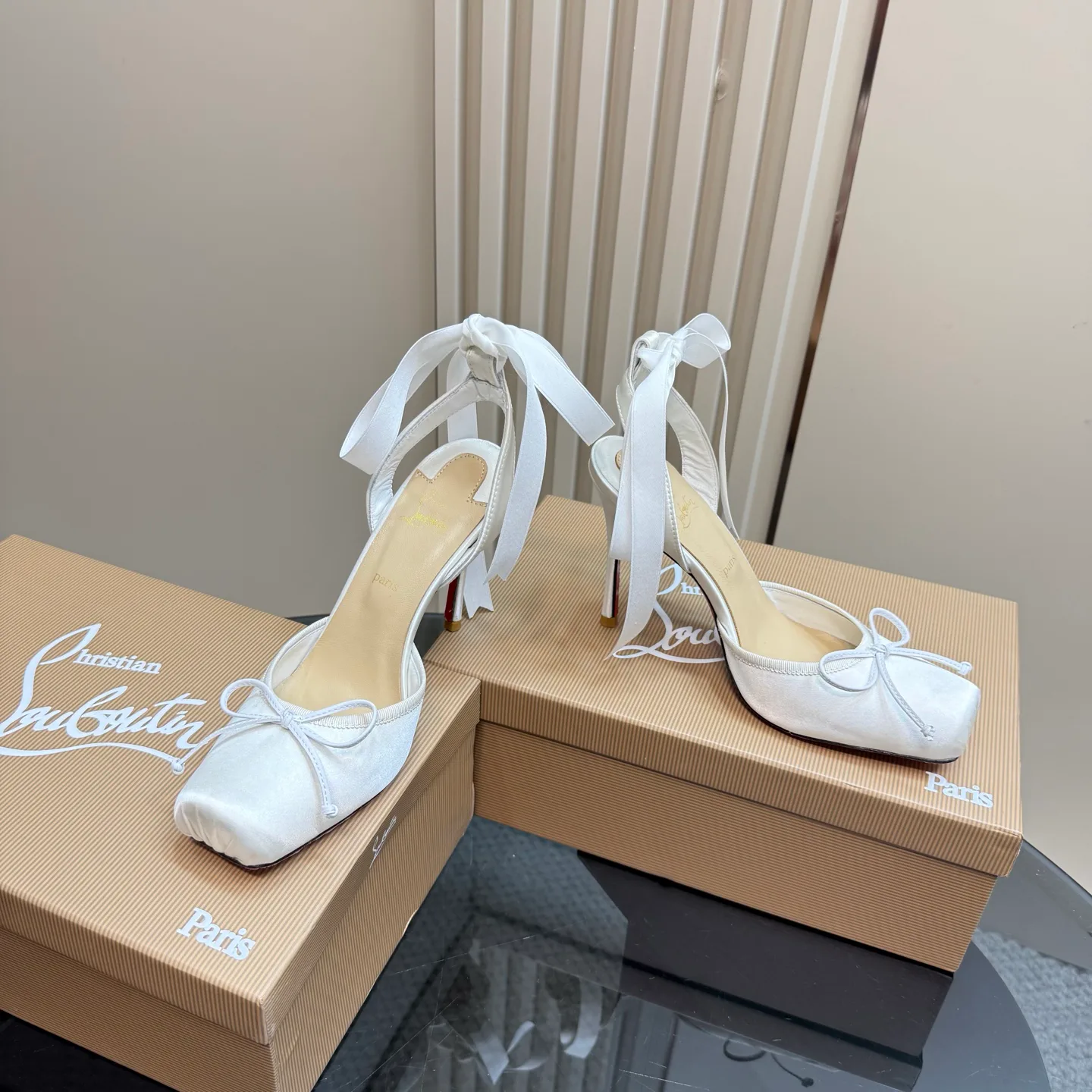 Туфли Женские Christian Louboutin 10577