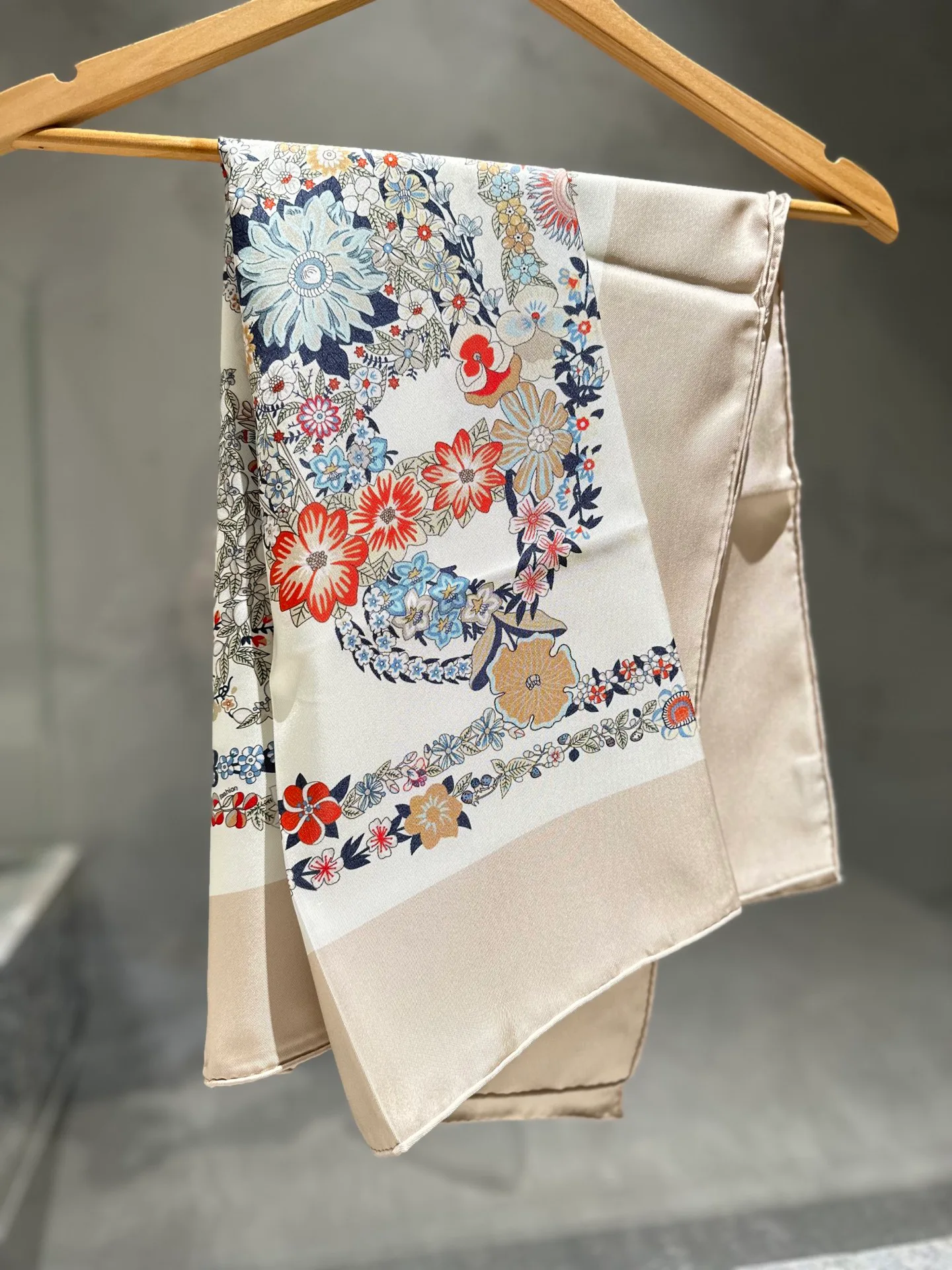 Шарфы Hermes 20426