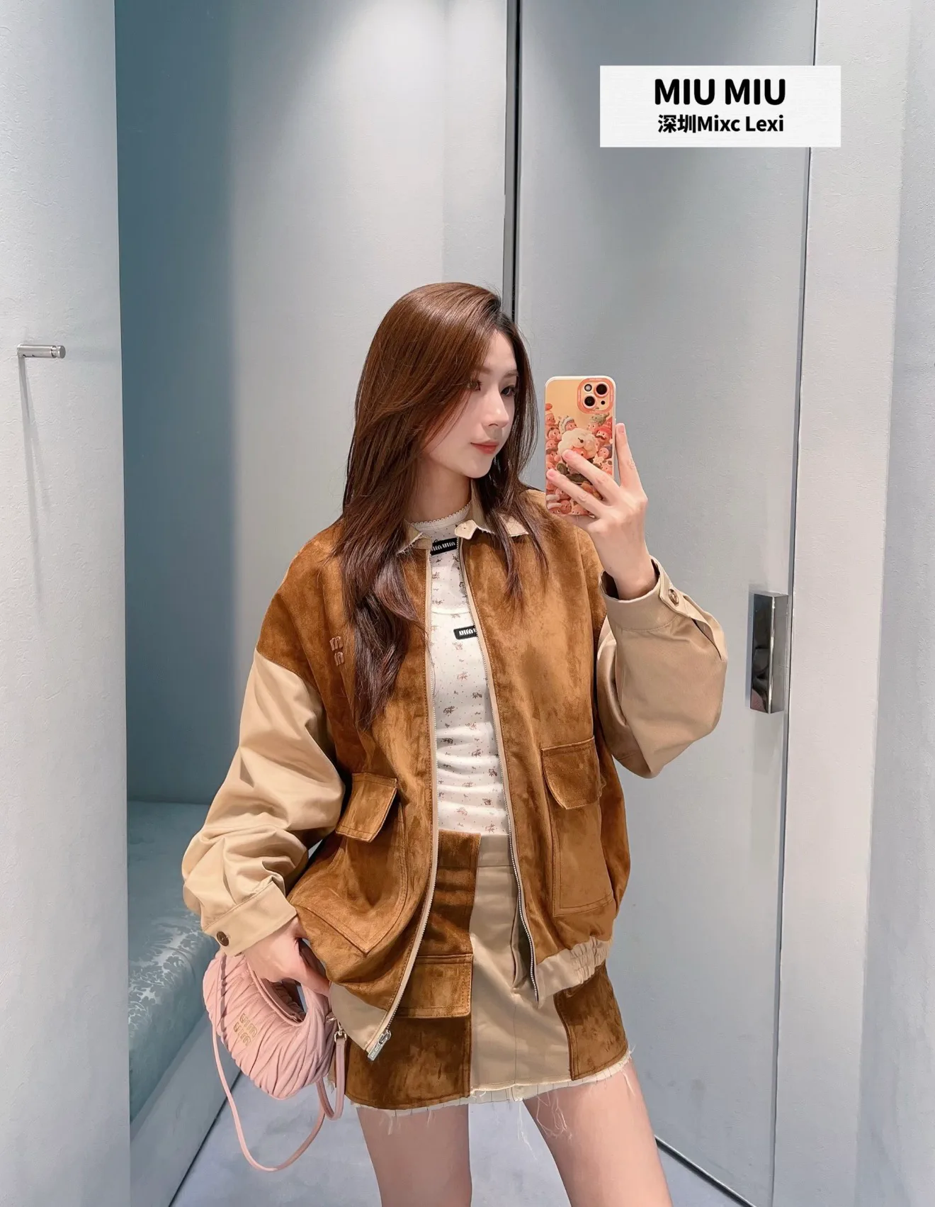 Куртки И Пуховики Женские Miu Miu 18113489