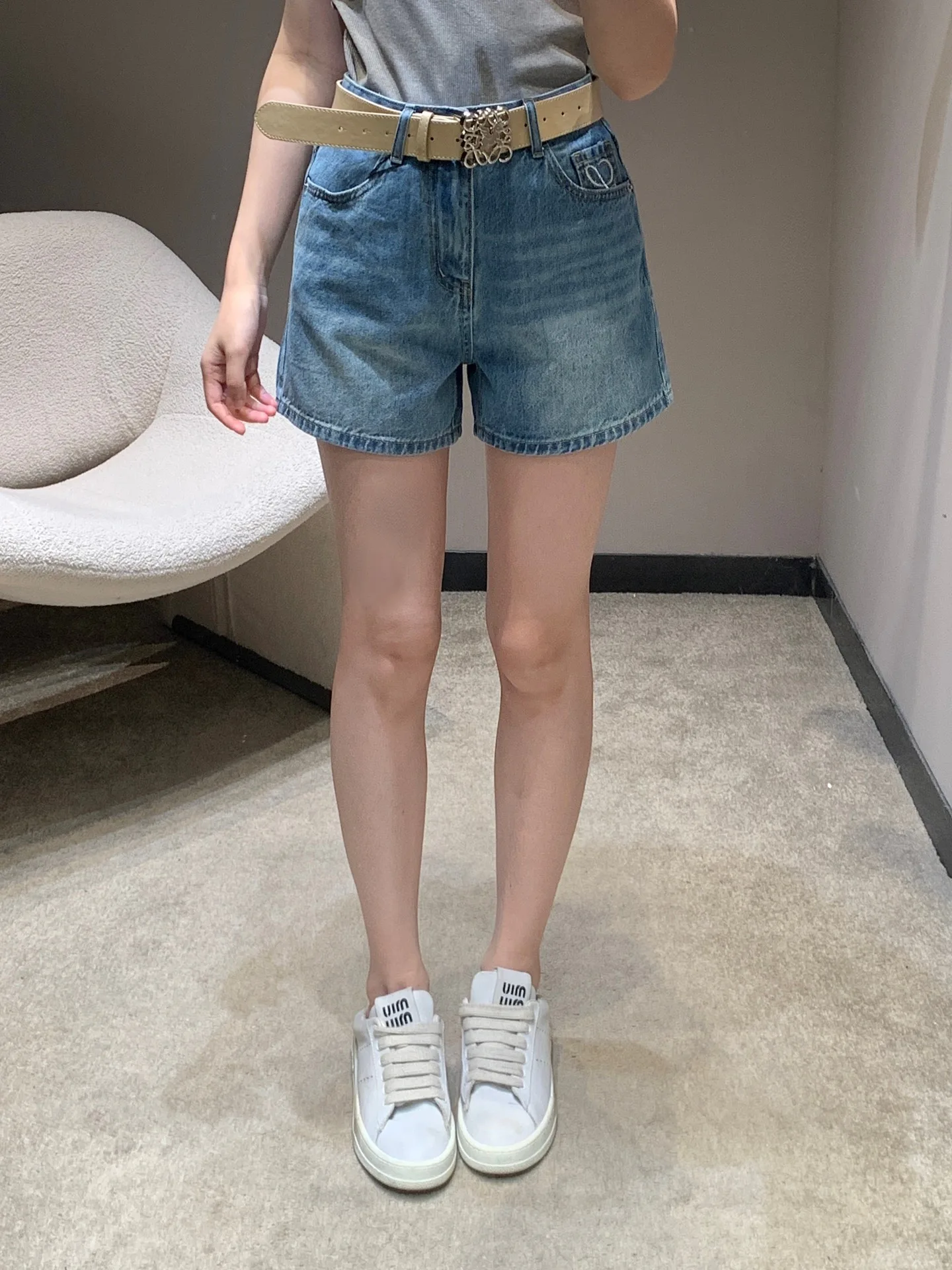 Шорты Женские Loewe 5066728