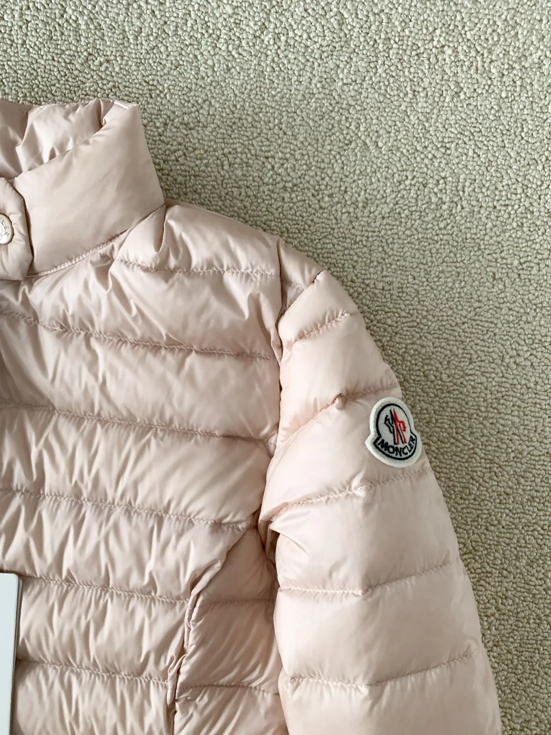 Куртки И Пуховики Женские Moncler 18922979