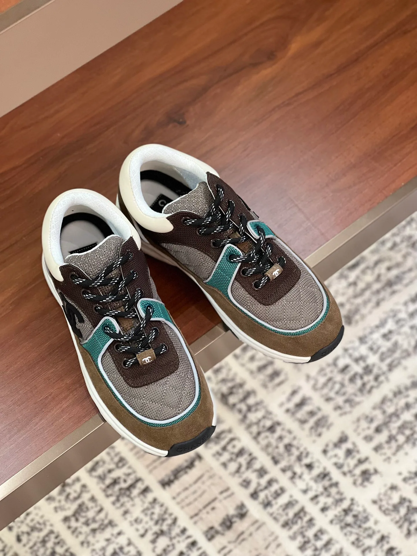 Кроссовки Женские Chanel 1021221