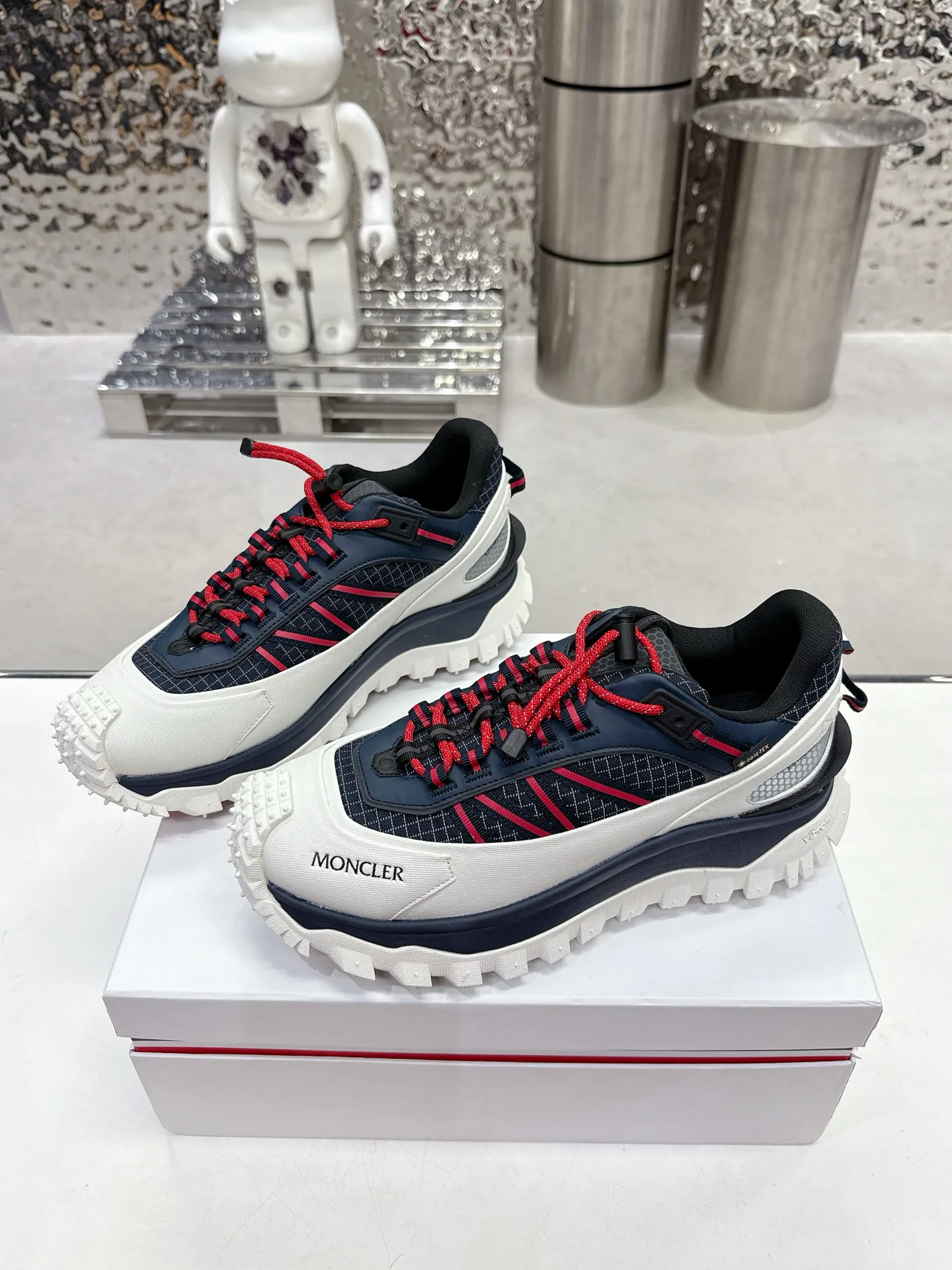 Кроссовки Женские Moncler 131090