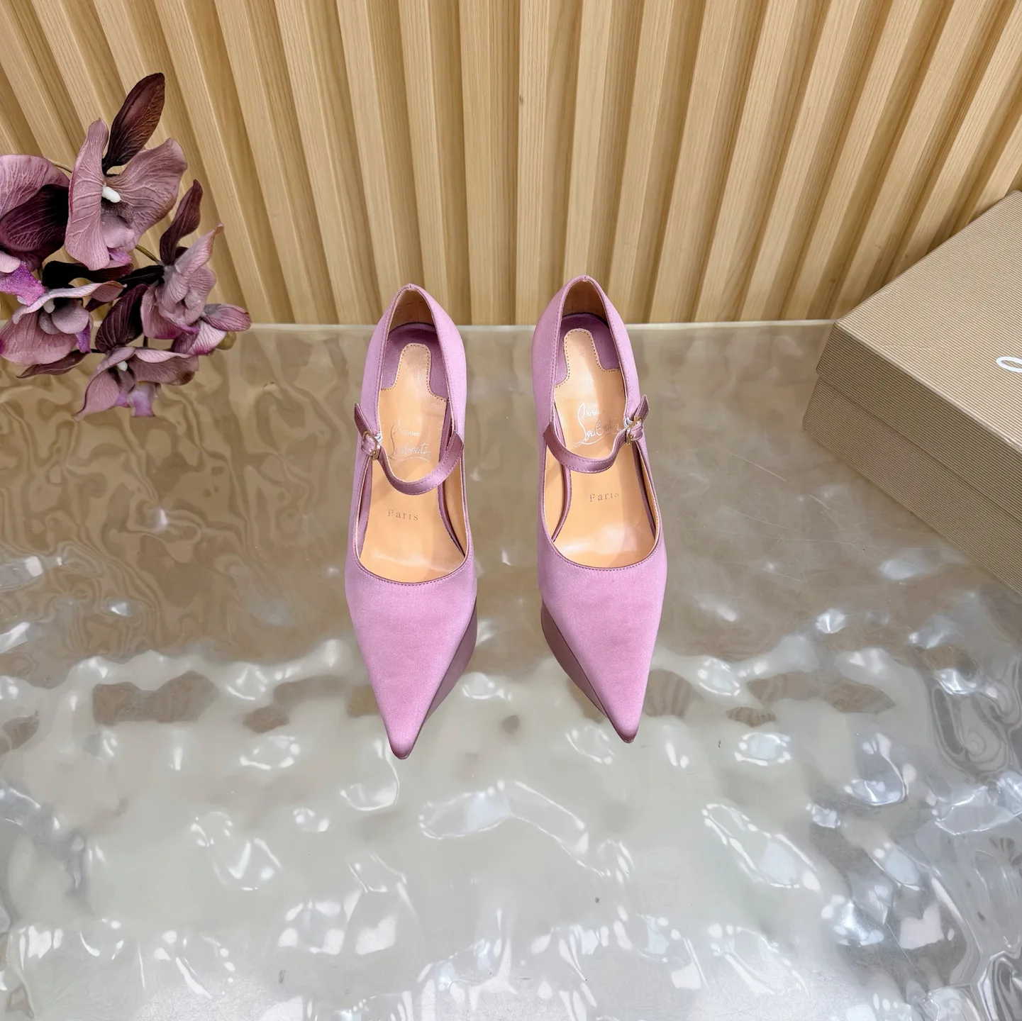 Туфли Женские Christian Louboutin 1652736