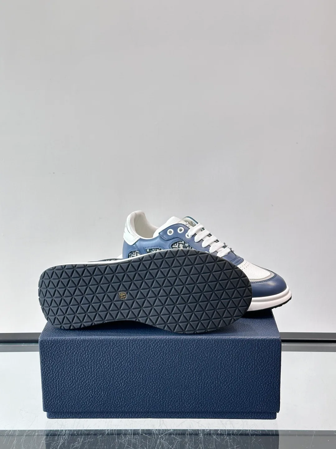 Кроссовки Женские Christian Dior 700567