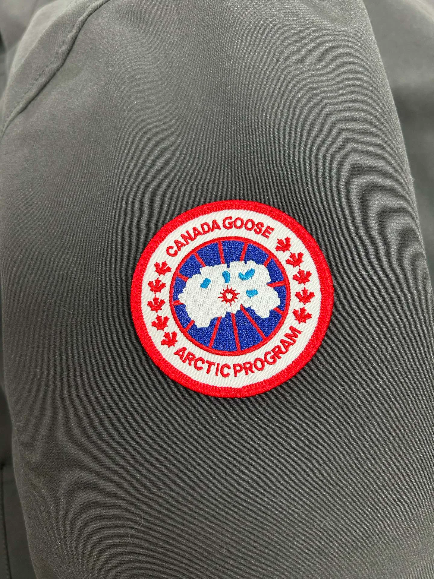 Куртки И Пуховики Женские Canada Goose 1956408