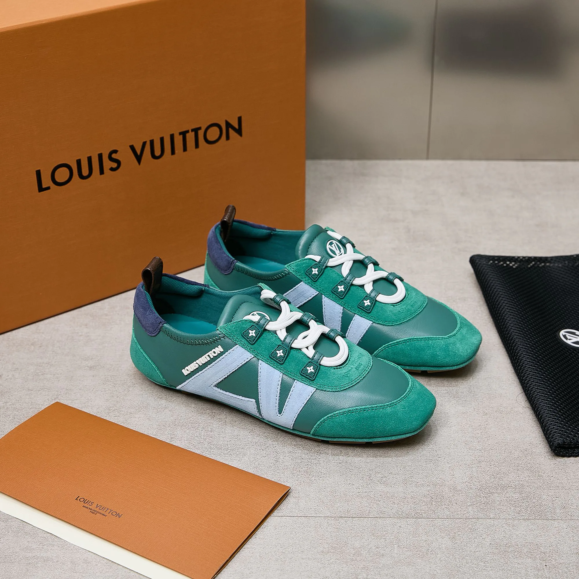 Кроссовки Женские Louis Vuitton 74013