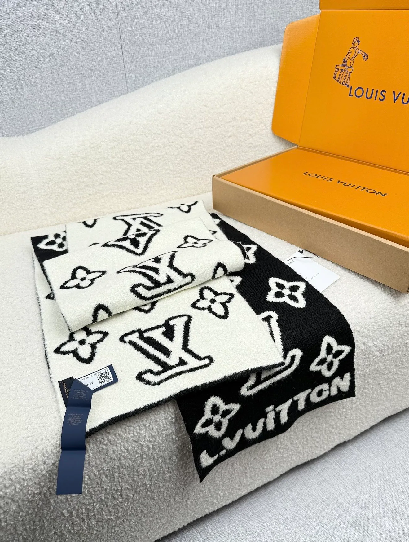 Шарфы Louis Vuitton 895117