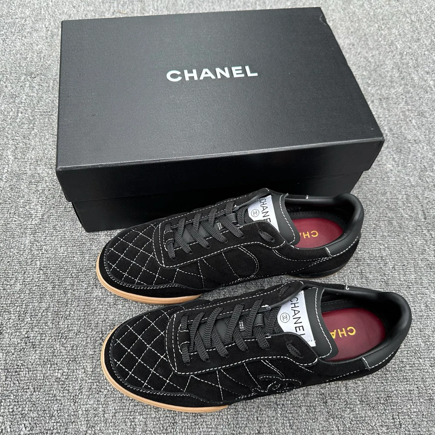 Кроссовки Женские Chanel 18076096