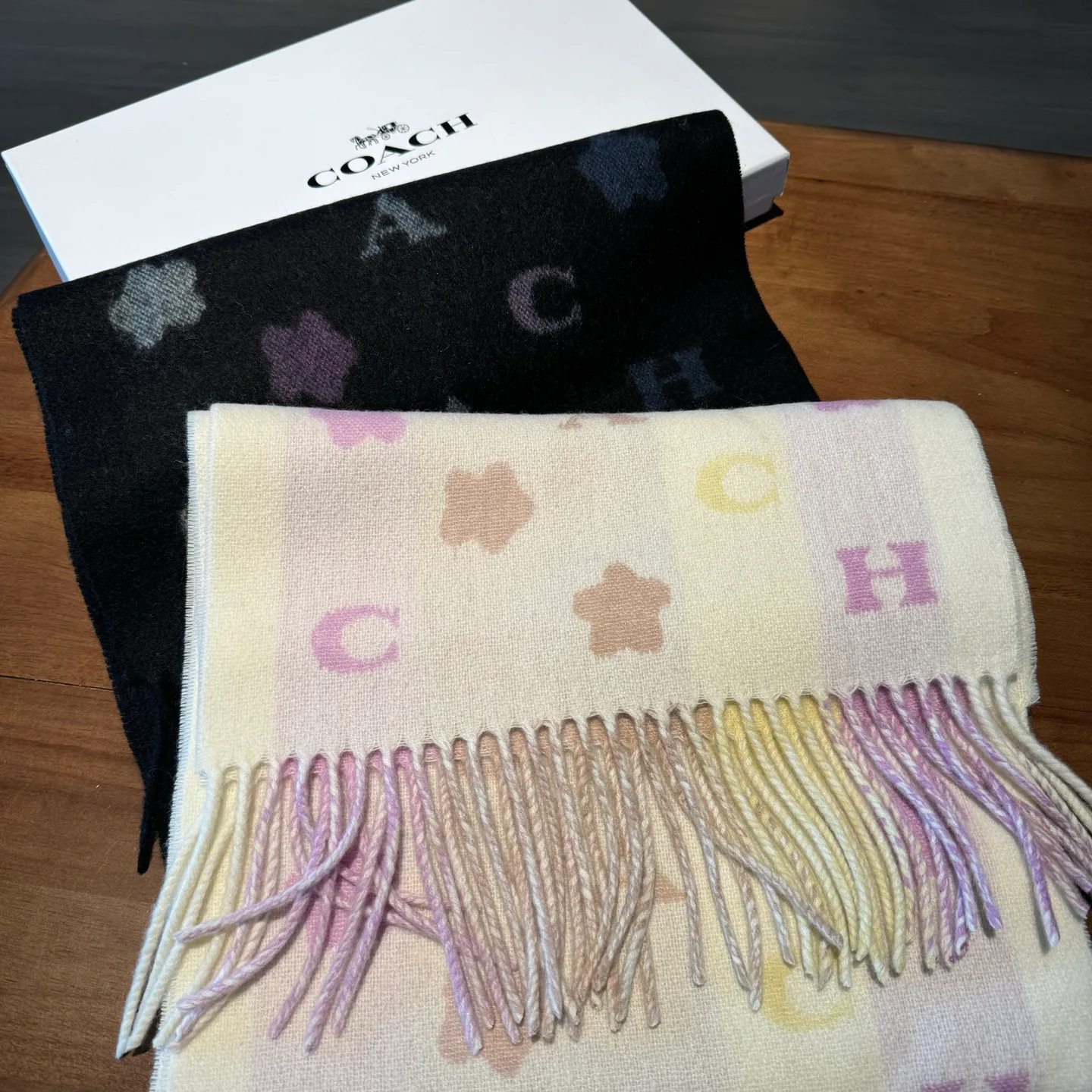 Шарфы Coach 1116072