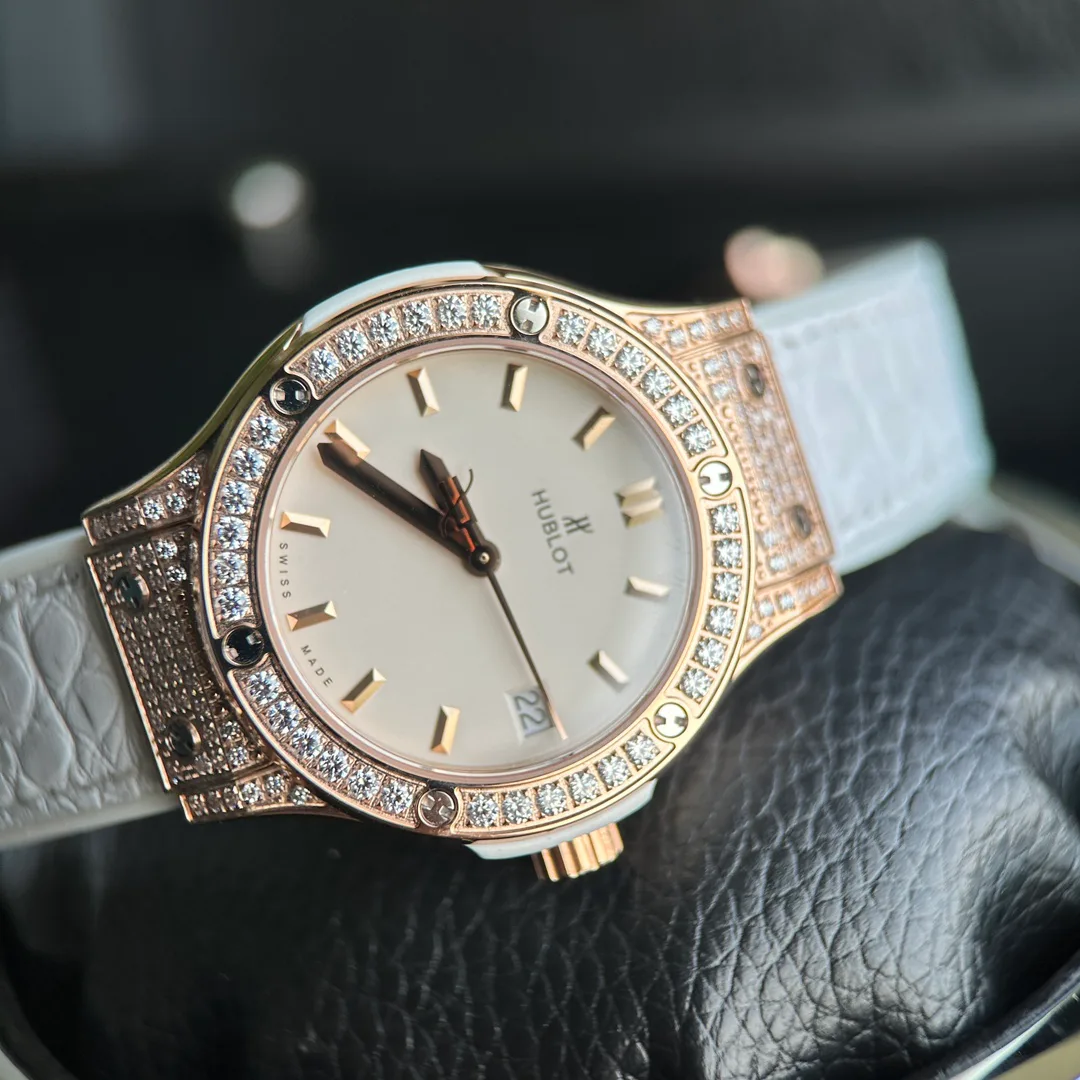 Часы Женские Hublot 17629717
