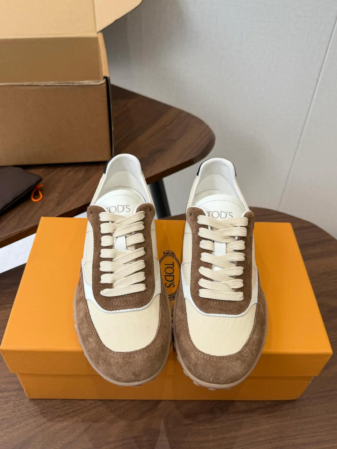 Кроссовки Женские Tod's 18687229