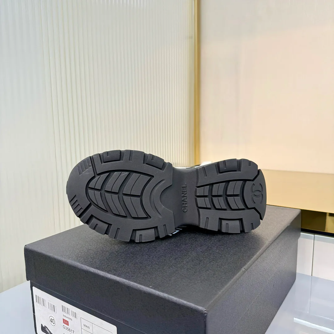 Кроссовки Женские Chanel 11605953