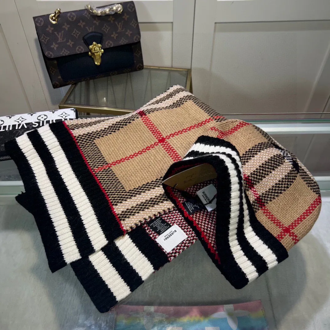Головные Уборы Burberry 823938