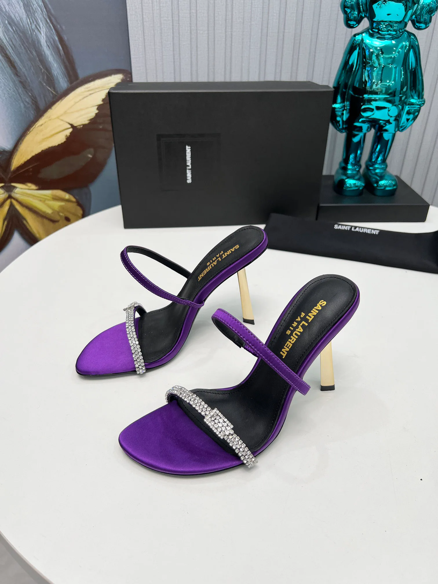 Босоножки Женские Saint Laurent 7184890