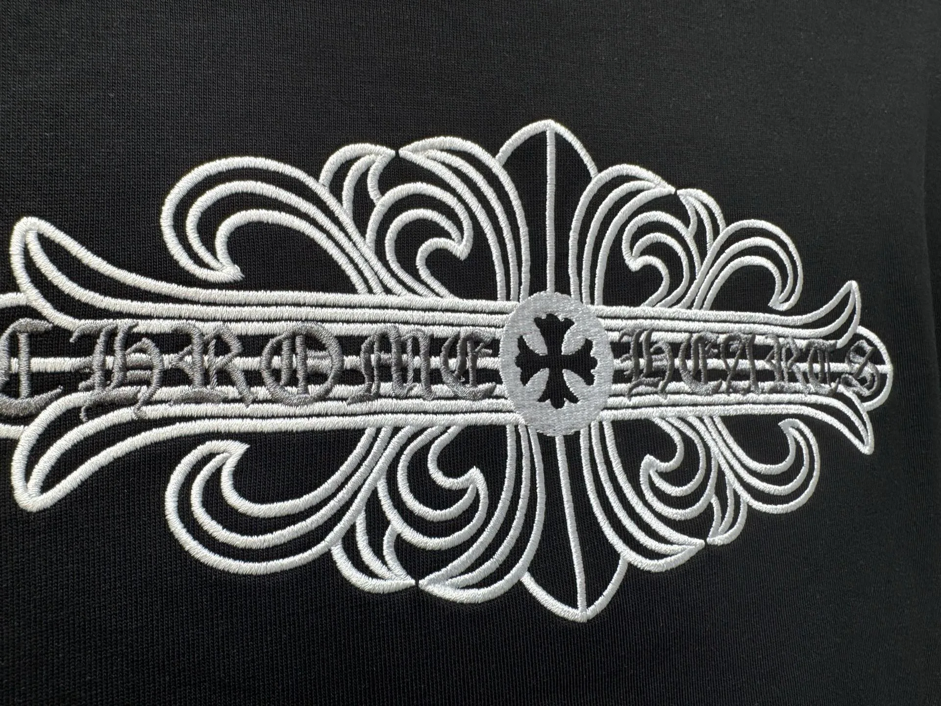 Футболки Женские Chrome Hearts 11679860